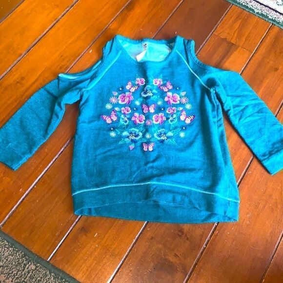 Girls size medium top  - Picture 1 of 7